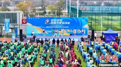投递“运动的快乐”！成都小哥运动会幸福开